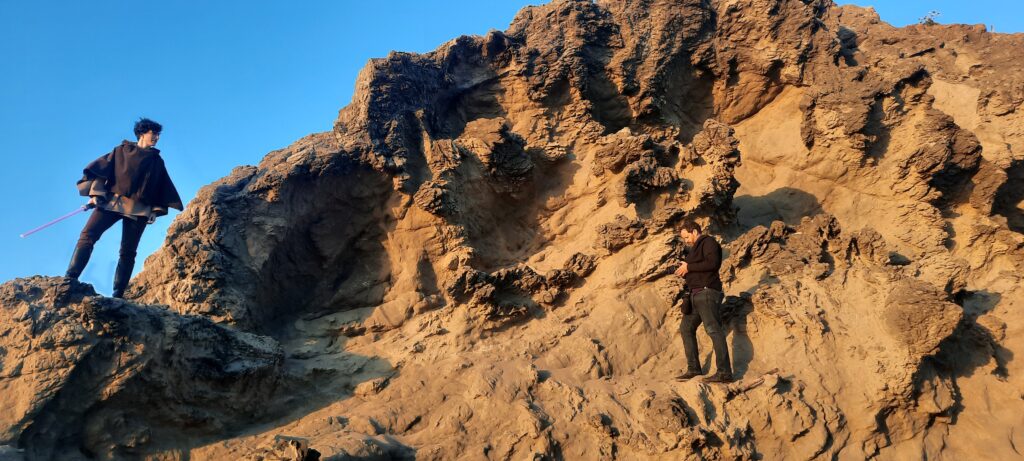 img="behind the scenes of Jedi session on Oregon Coast with Eric Wyatt Photography and Blue Egg Adventures"